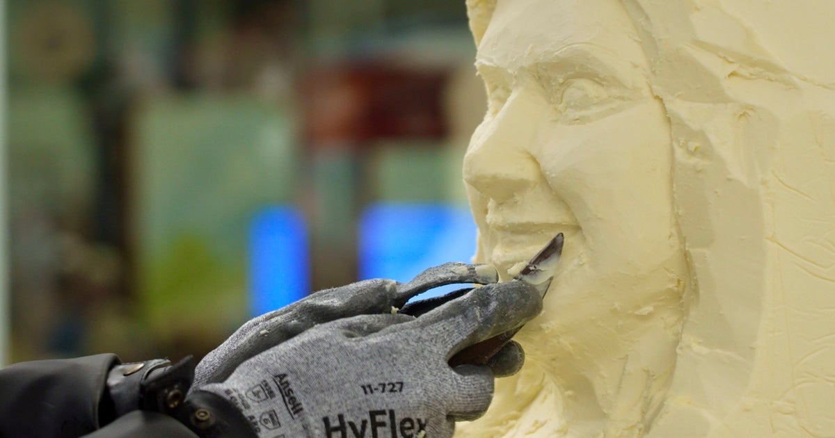 Minnesota State Fair Dairy Princesses Get Immortalized In Butter