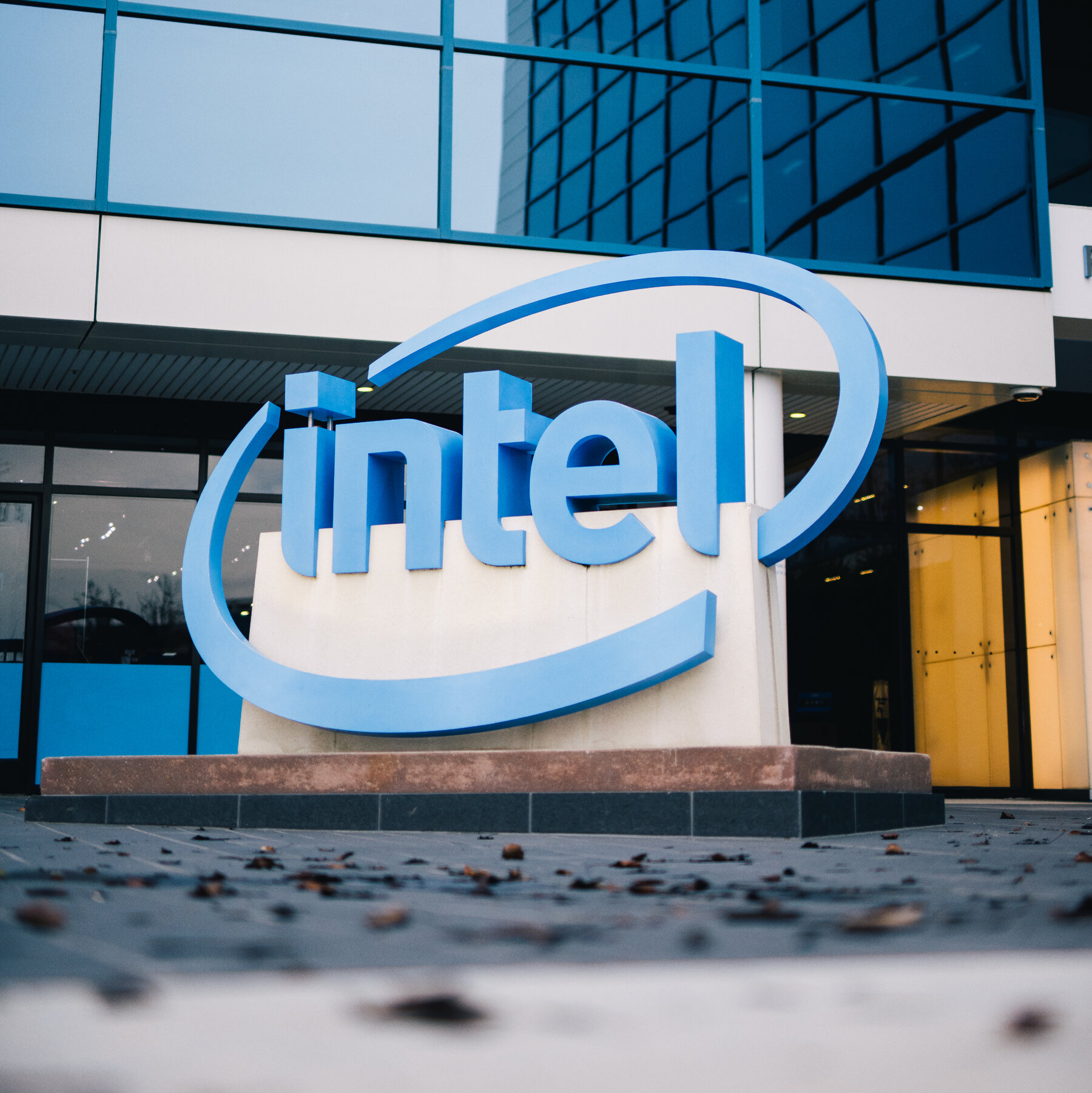 Intel’s Downfall Underlines How Even Tech Giants Can Fade