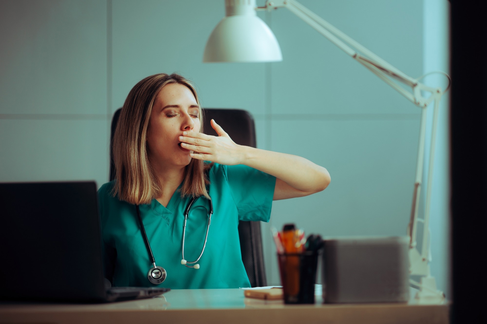 The challenges of shift work on diet, sleep, and well-being