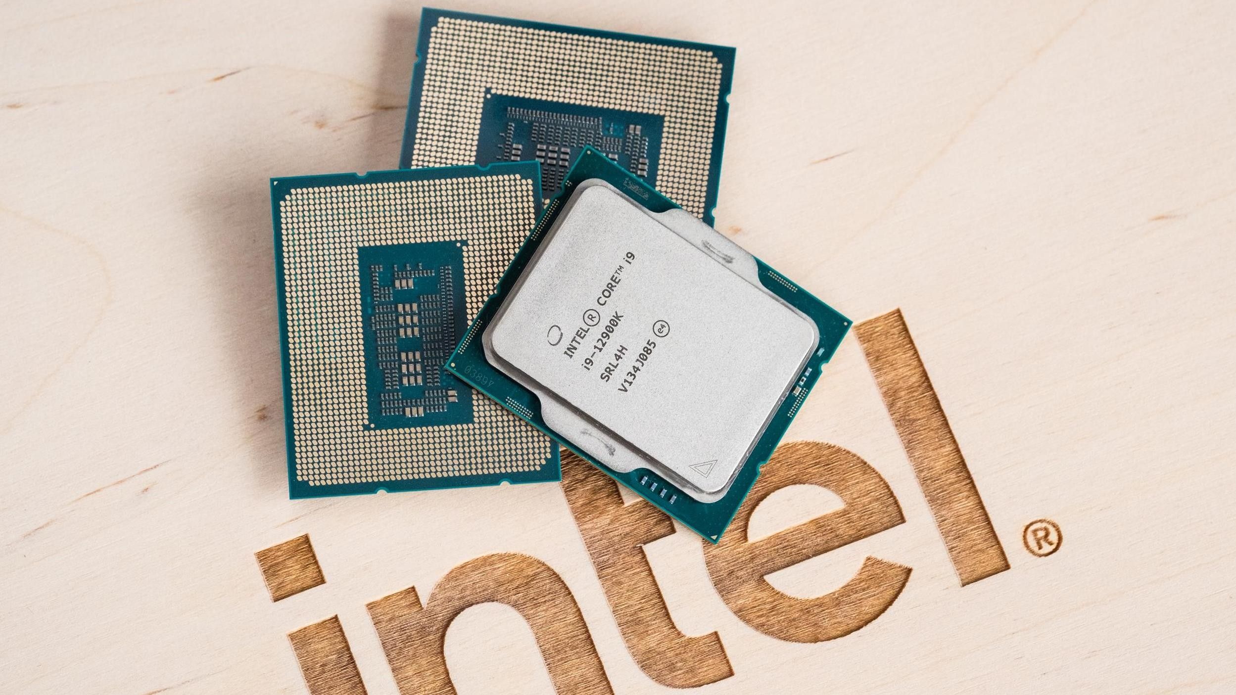 As US takes 10% stake in Intel, new questions arise for enterprise buyers