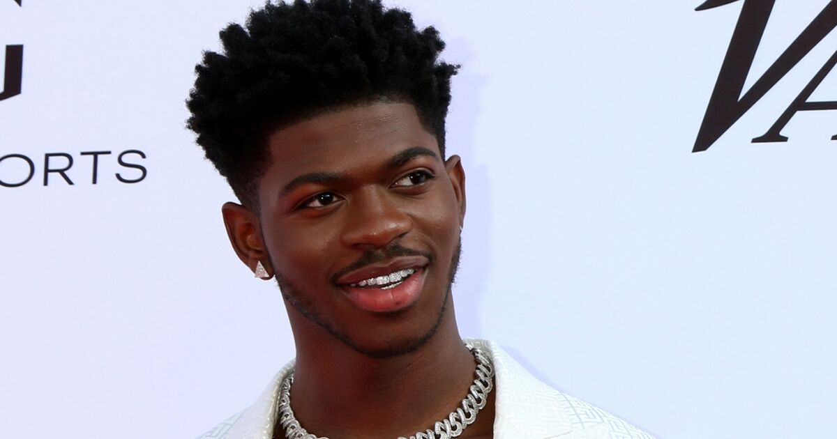 Lil Nas X charged with 4 felonies for allegedly punching a cop’s face