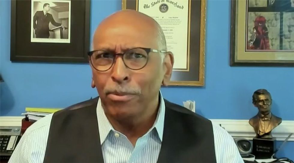 ‘Why are we pretending?’ Ex-GOP insider hammers Republican senator covering for RFK Jr.
