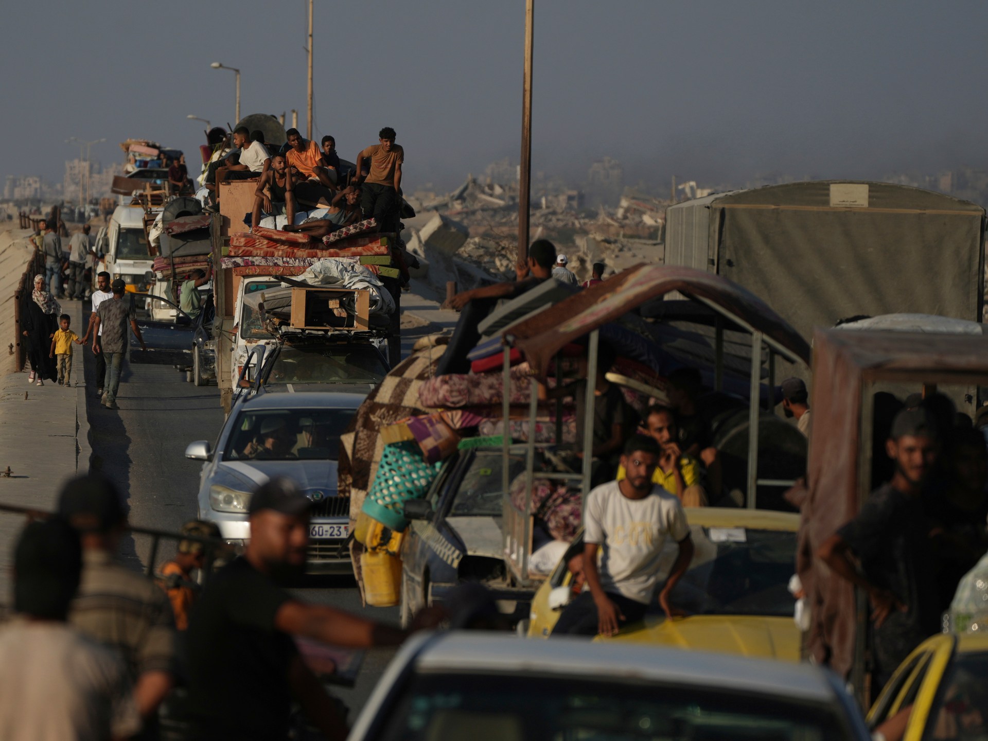 LIVE: Israel intensifies attacks on Gaza City, forcing families to flee