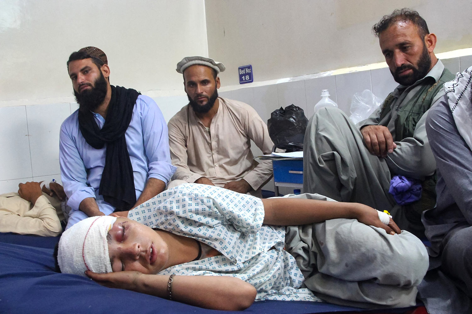 At least 500 killed in 6.0-magnitude earthquake in Afghanistan