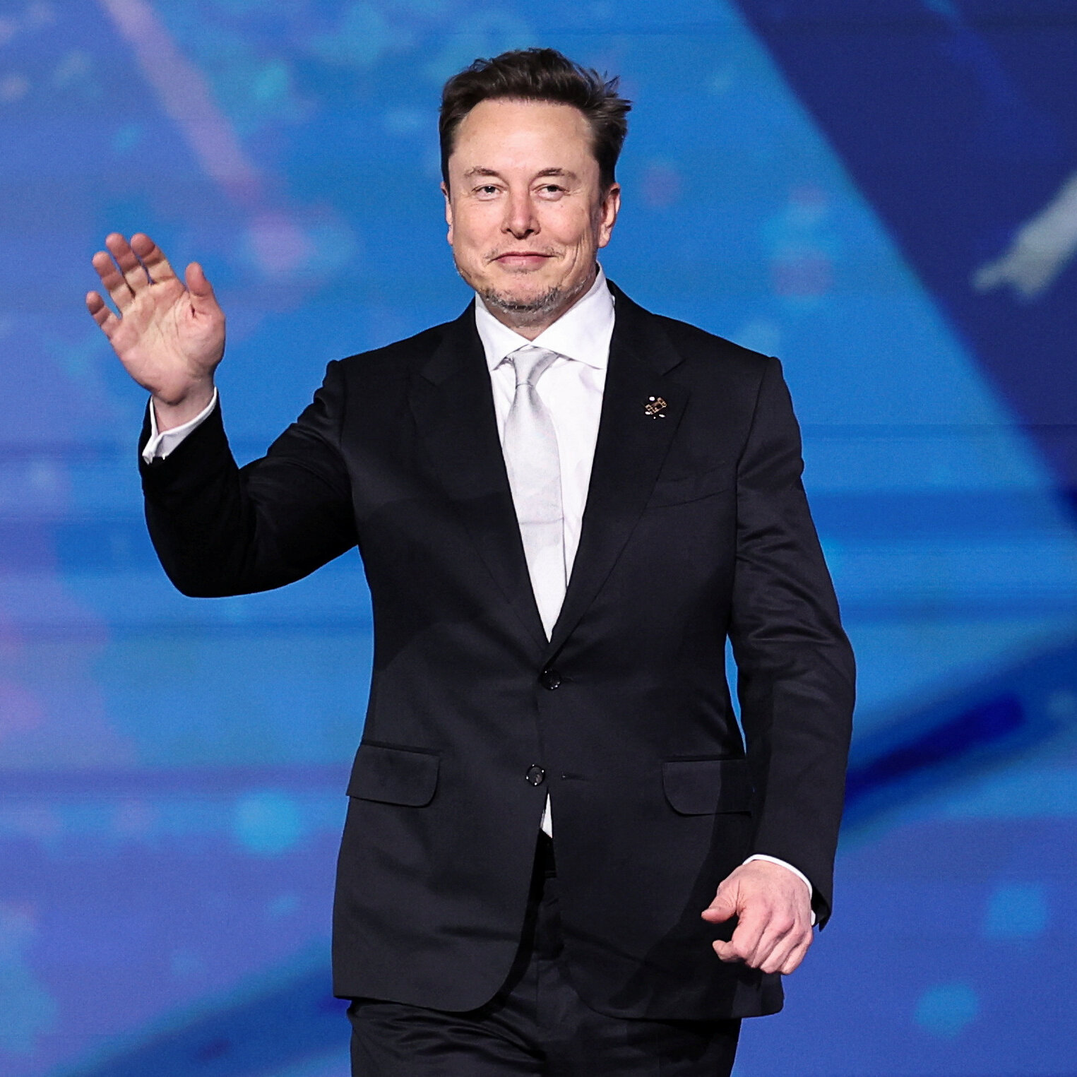 How Elon Musk Is Remaking Grok in His Image