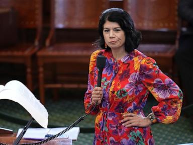 Texas lawmakers approve letting private citizens sue abortion pill providers