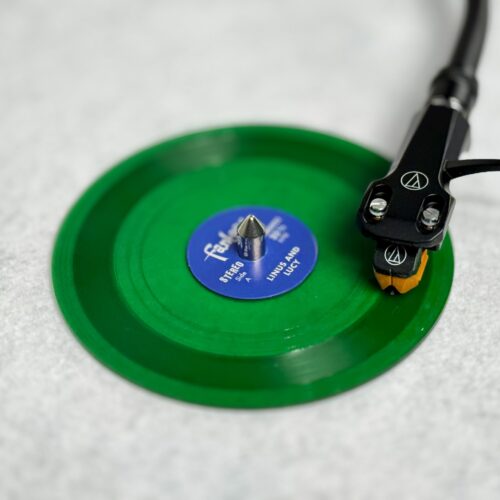 Tiny Vinyl is a new pocketable record format for the Spotify age
