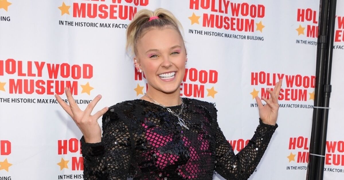 JoJo Siwa says LGBTQ+ people have been unendingly cruel since she began dating a man
