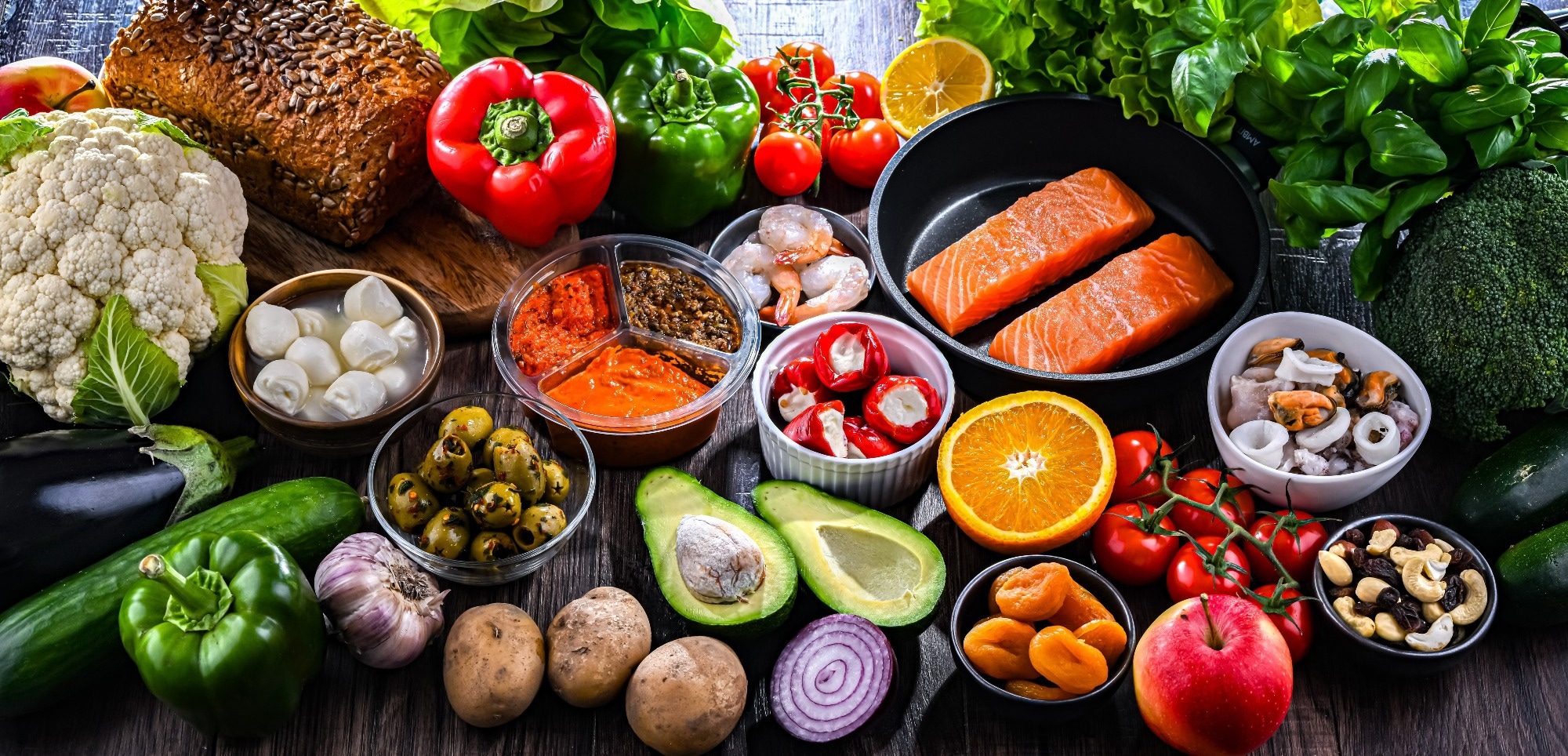 Mediterranean diet may protect gums by reducing severe periodontitis