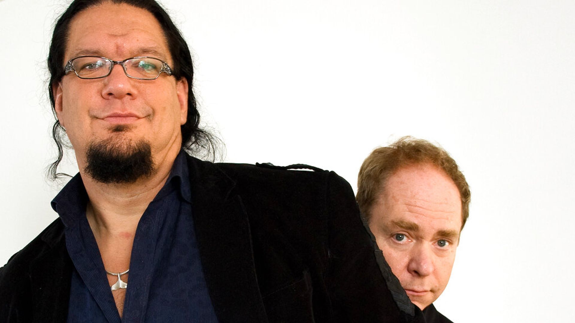 ‘Bad boys of magic’ Penn & Teller inducted into Magic Circle after 50 years of being barred