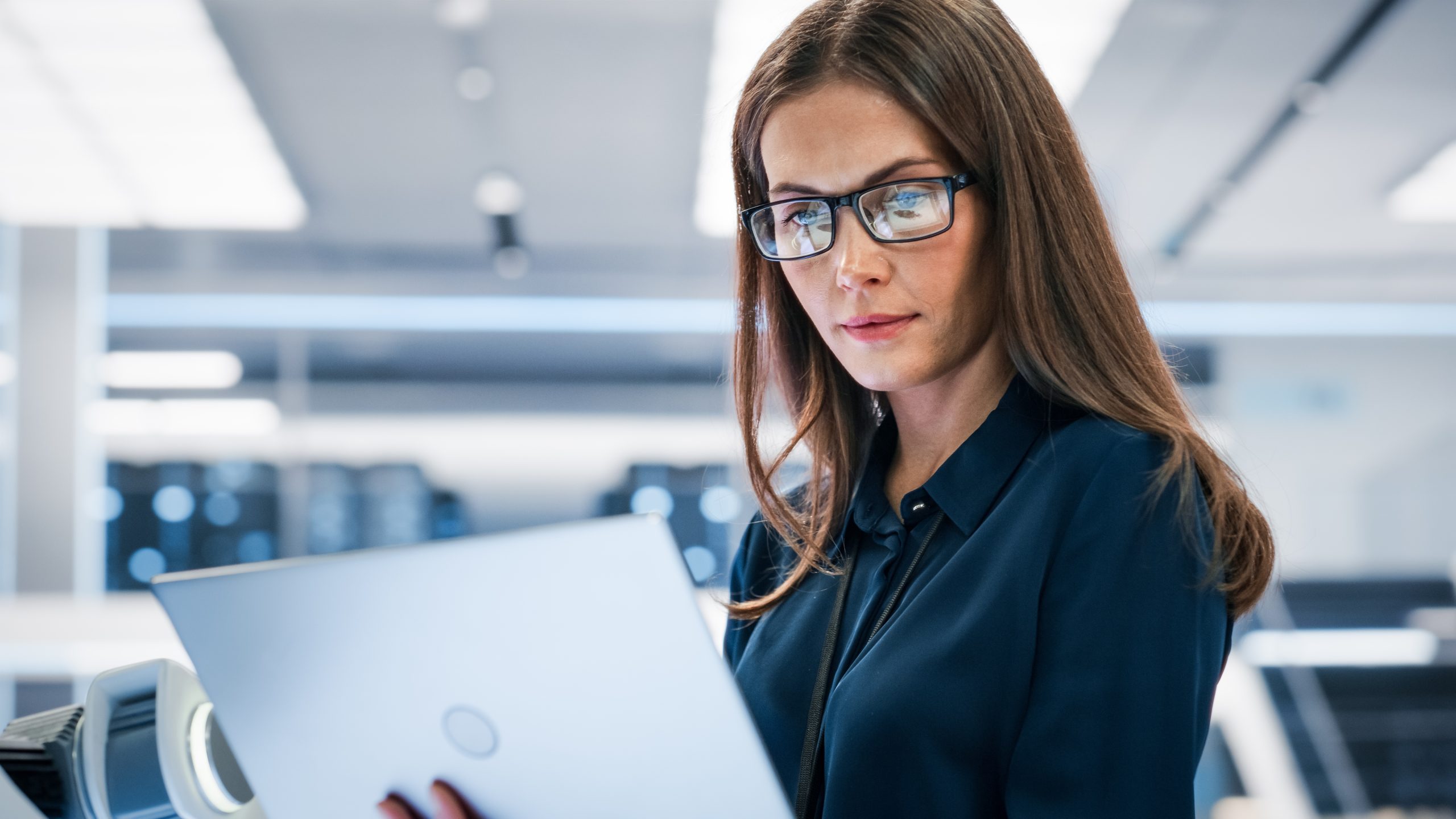 the-roi-of-automation:-how-intelligent-itsm-drives-cost-savings-and-efficiency