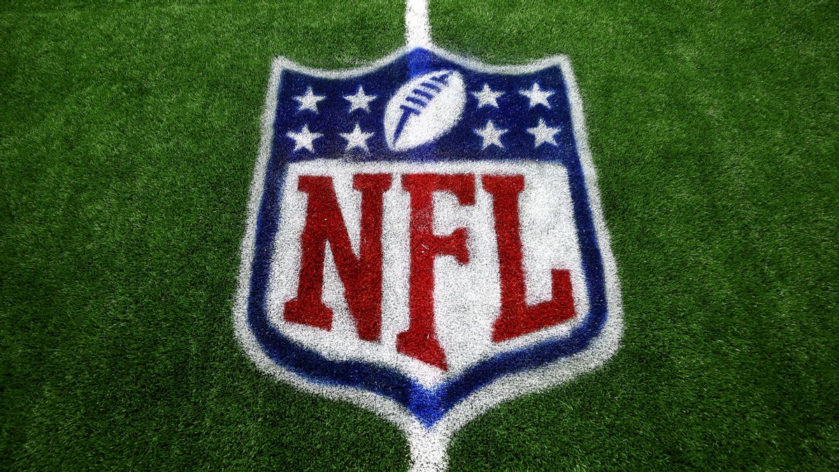 25 rumors we’ve fact-checked about the NFL