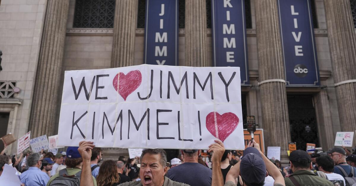 Chabria: Please, Jimmy, don’t back down. Making fun of Trump is your patriotic duty