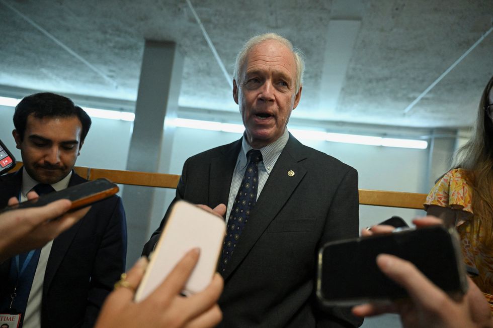 ‘Really this stupid?’ Right-winger fact-checked after promoting anti-Tylenol conspiracy