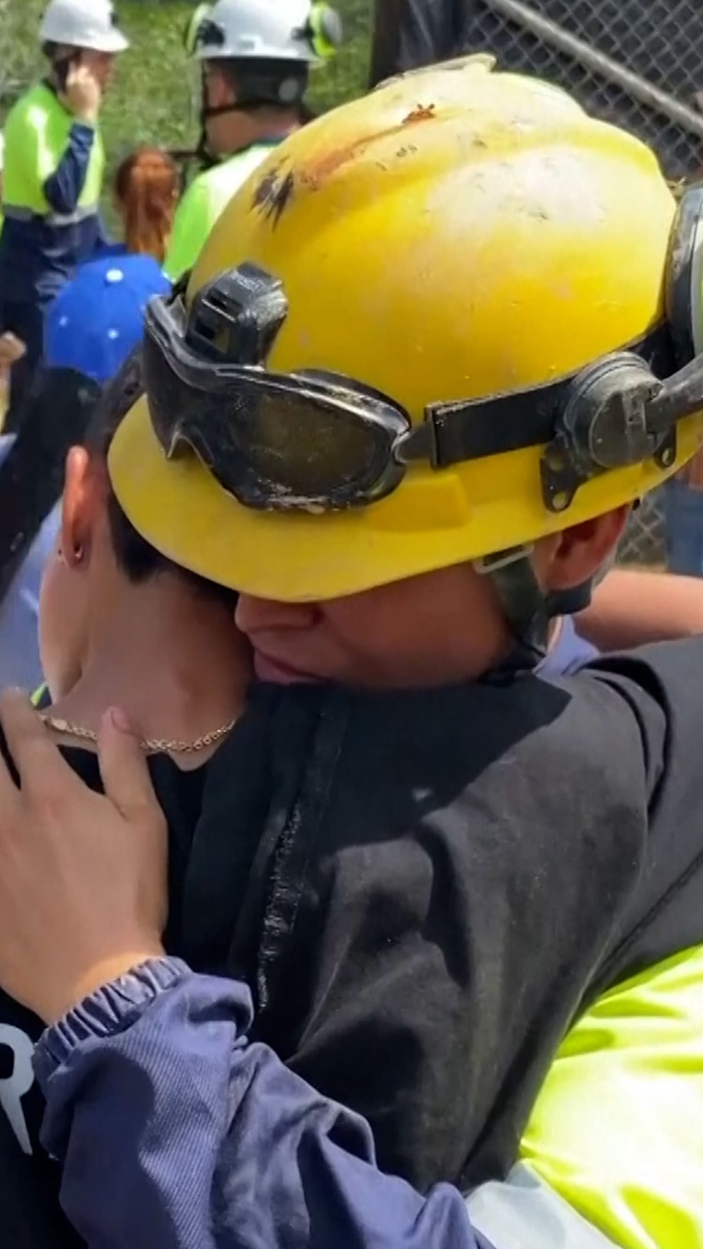 Colombian miners rescued after two days underground