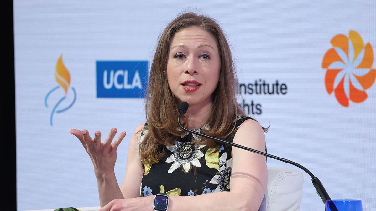 Rumored Chelsea Clinton order to repay $3.7M in foundation scandal doesn’t add up