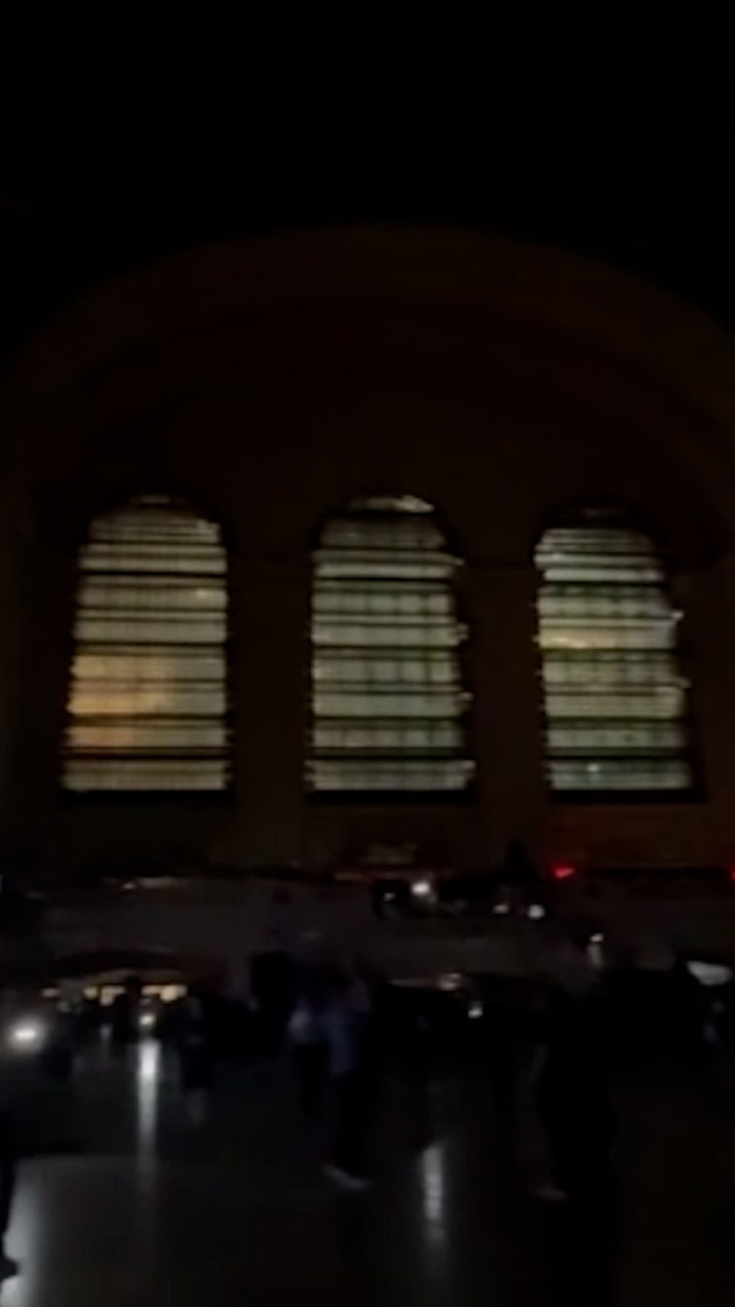 Lights at Grand Central Terminal dim after power outage