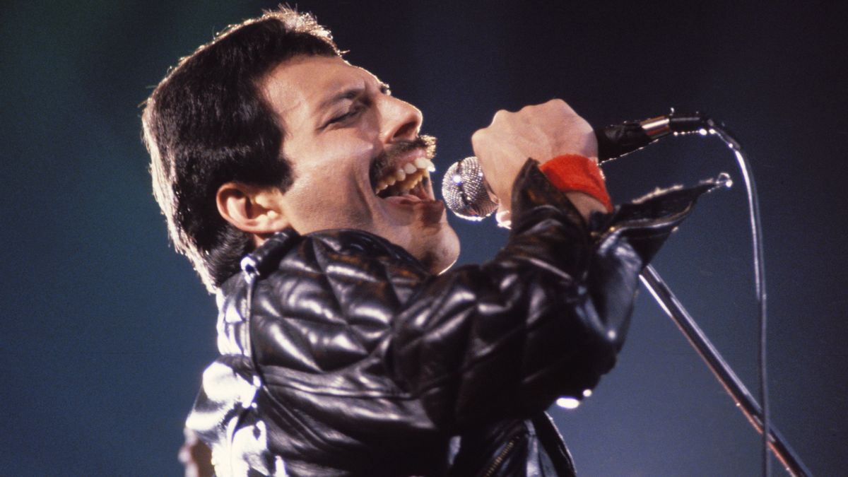 Freddie Mercury didn’t sing ‘of the world’ at the end of ‘We Are the Champions’?