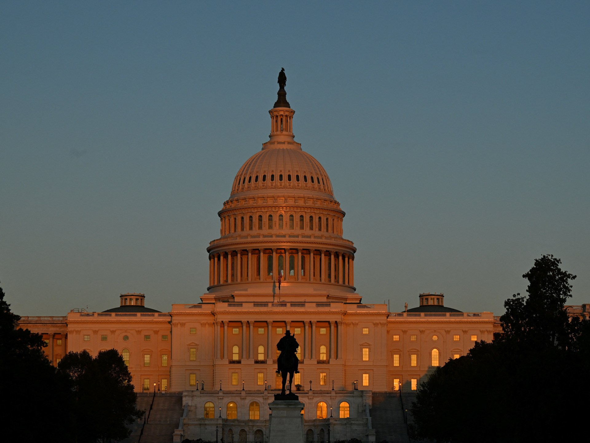US government shutdown enters third day, expected to last past weekend