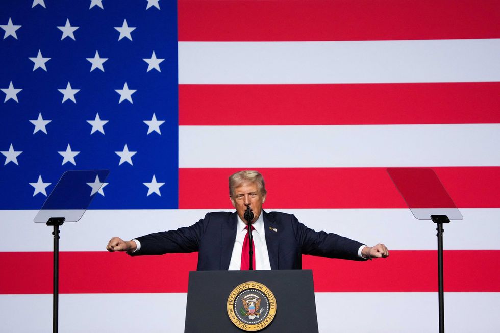 ‘Stopped me cold’: Ex-Trump insider reveals ‘eyebrow-raising’ reason for military meeting