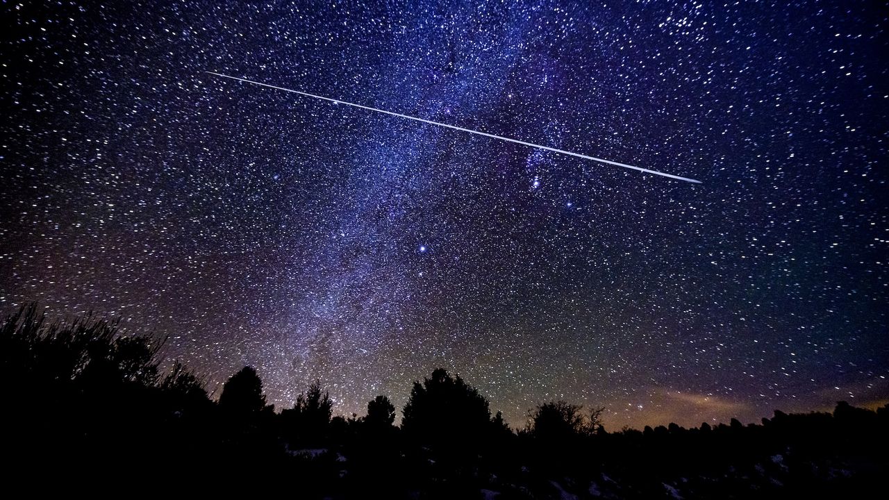 Dramatic ‘fireballs’ expected during Draconid meteor shower this week: How to get the best views