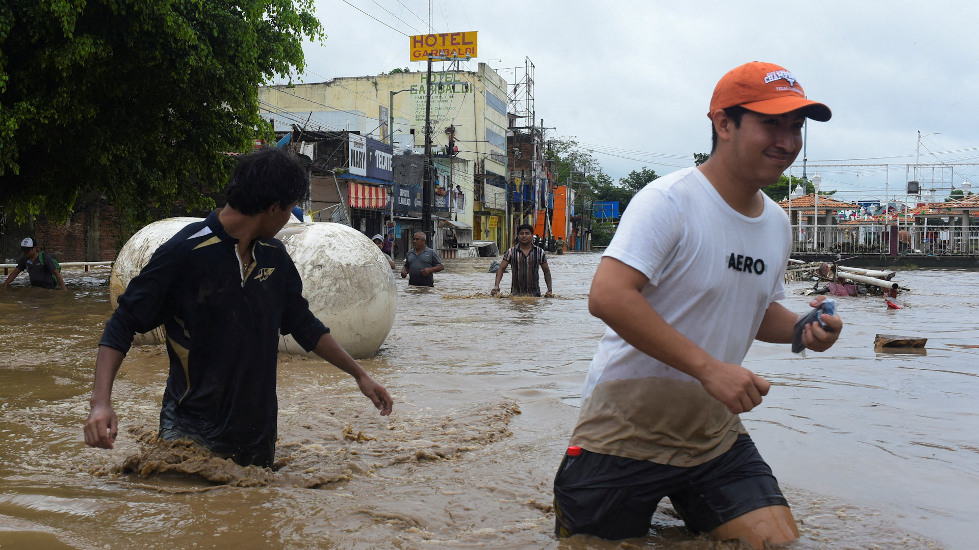 Video: Extreme rainfall in Mexico kills several, dozens missing