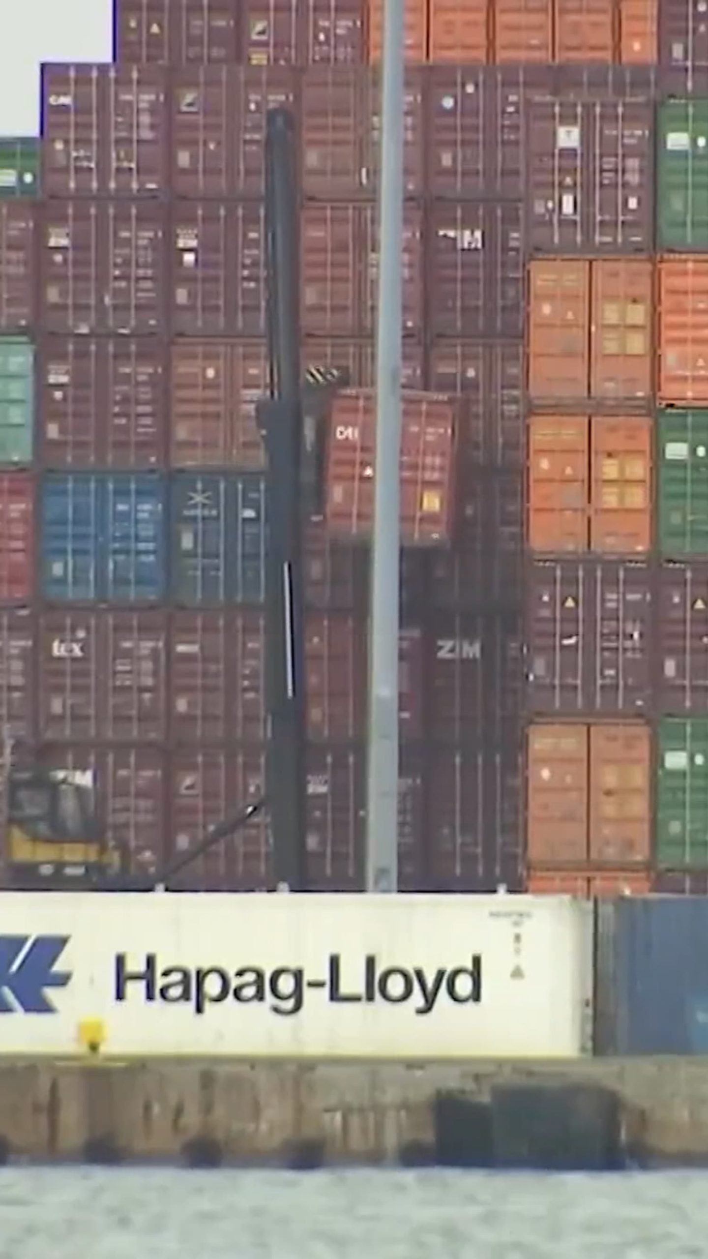 Trump says he will impose a 100% tariff on China