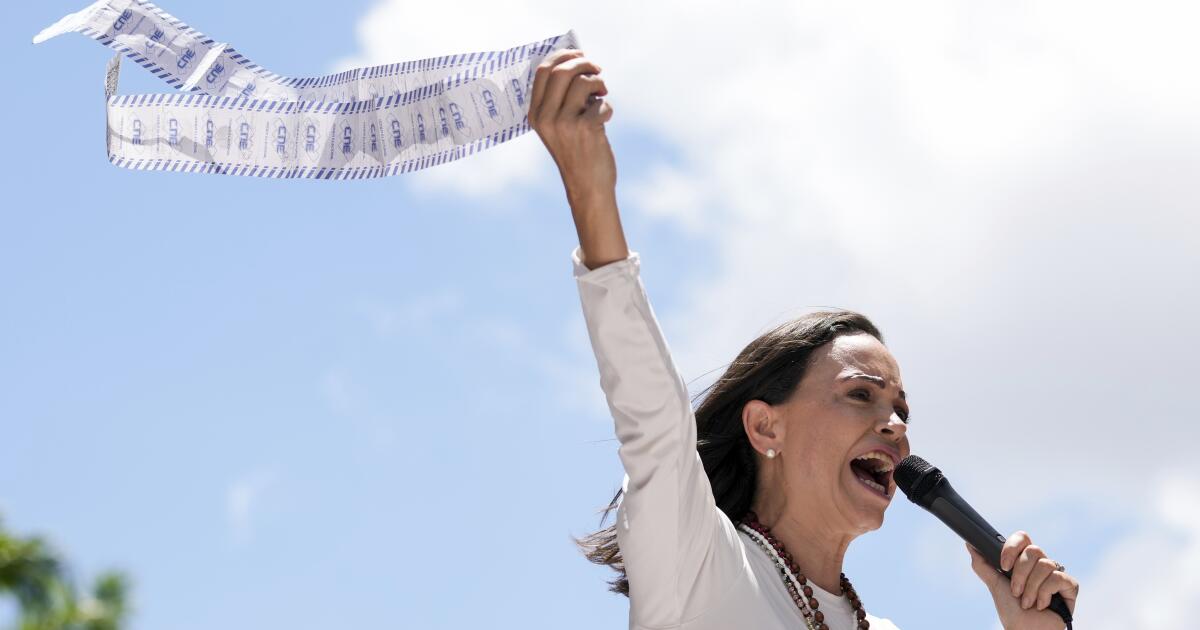 In Venezuela, Nobel Peace Prize for antigovernment activist elicits tears of hope, condemnation