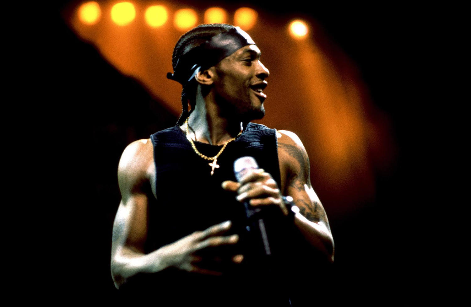 D’Angelo, Grammy-winning R&B and soul star, dies at 51 after pancreatic cancer diagnosis