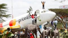 Huge crowds welcome body of former PM Odinga to Kenya
