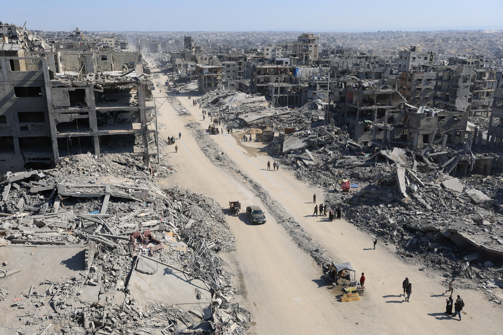 Israel’s relentless bombing of Gaza hinders recovery of captives’ bodies