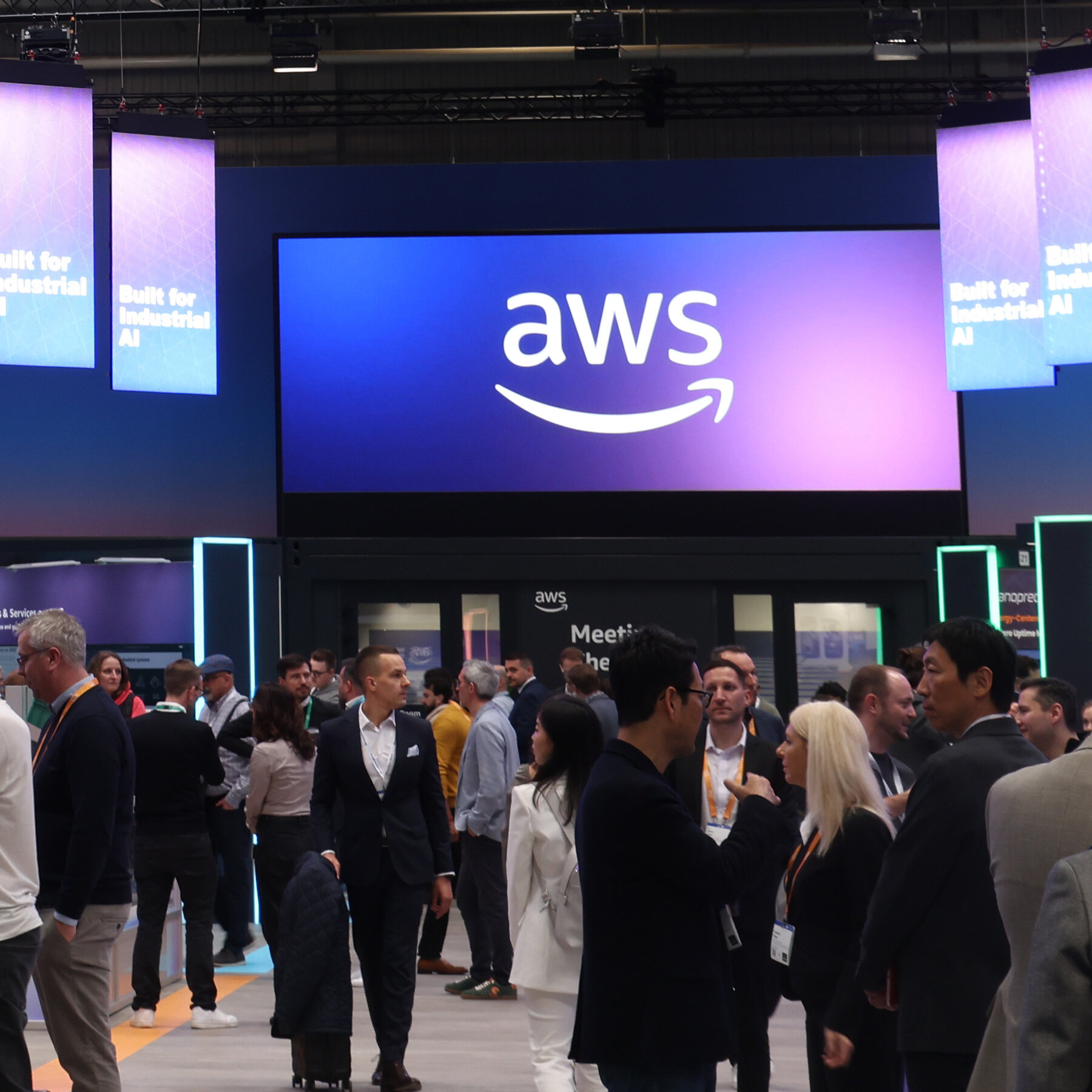 Amazon’s AWS Disruption Creates Outages for Hundreds of Websites for Hours