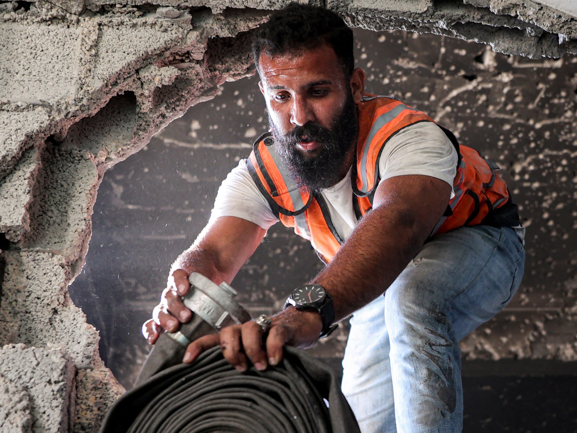 Volunteers join Gaza’s civil defence crews despite huge risks