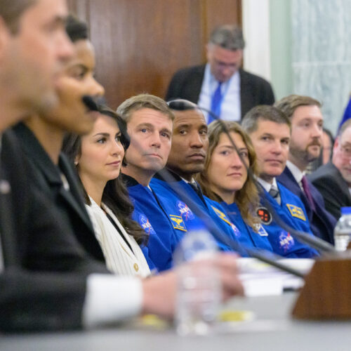 Elon Musk just declared war on NASA’s acting administrator, apparently