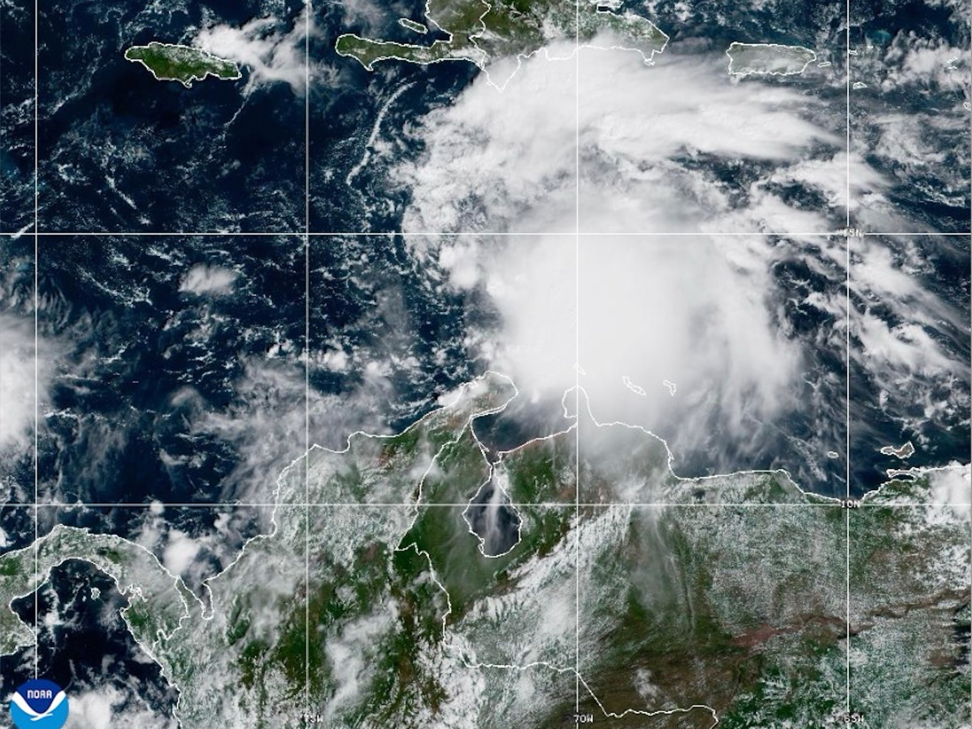Tropical Storm Melissa takes aim at Caribbean, islands on alert