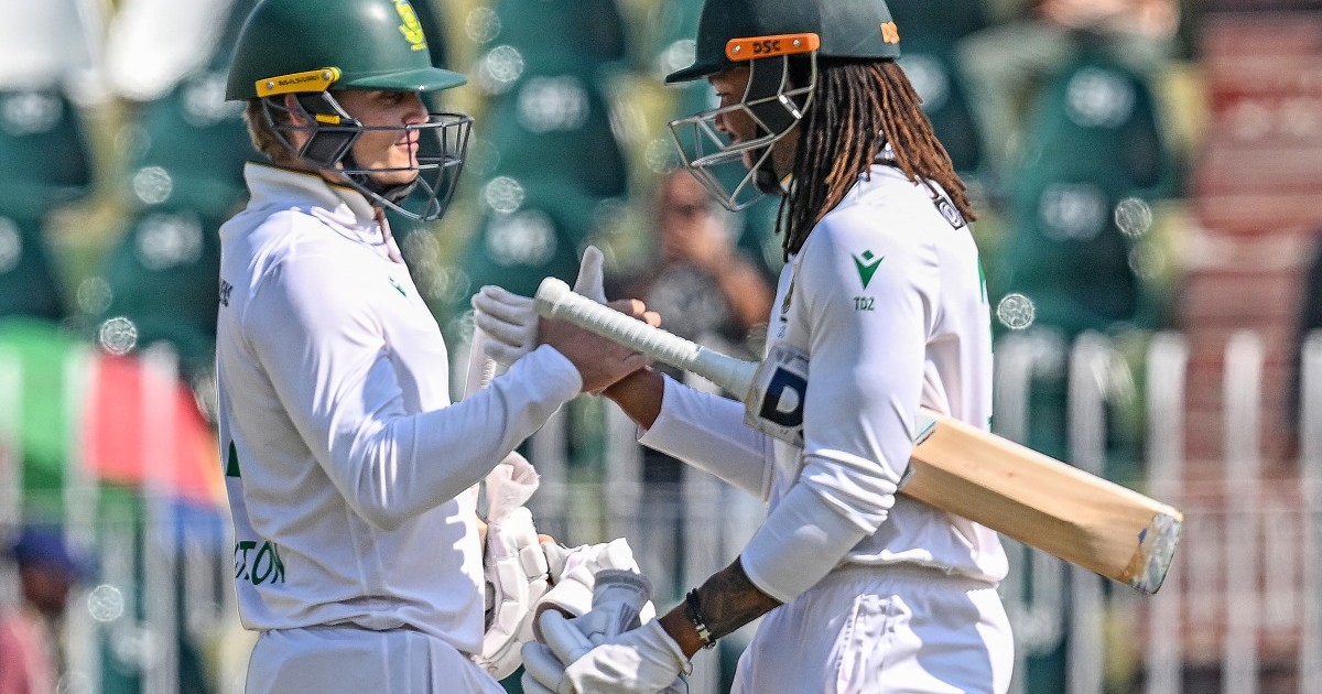 South Africa thump Pakistan by eight wickets to draw Test series