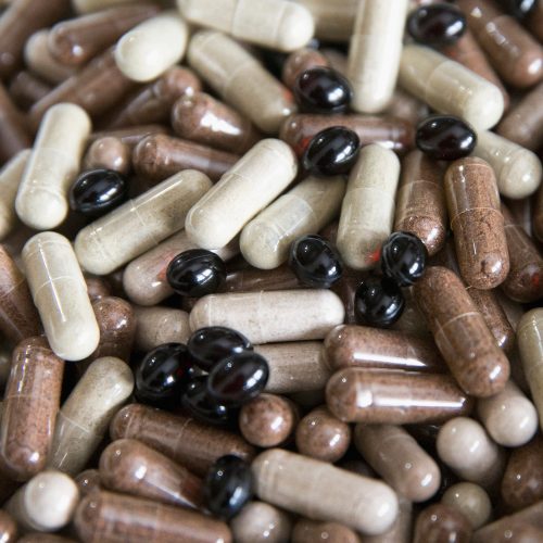 Man takes herbal pain quackery, nearly dies, spends months in hospital