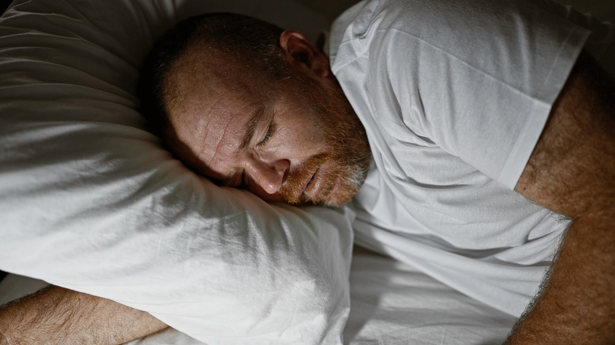 Study finds bright nights raise risk for stroke and heart failure in adults over 40