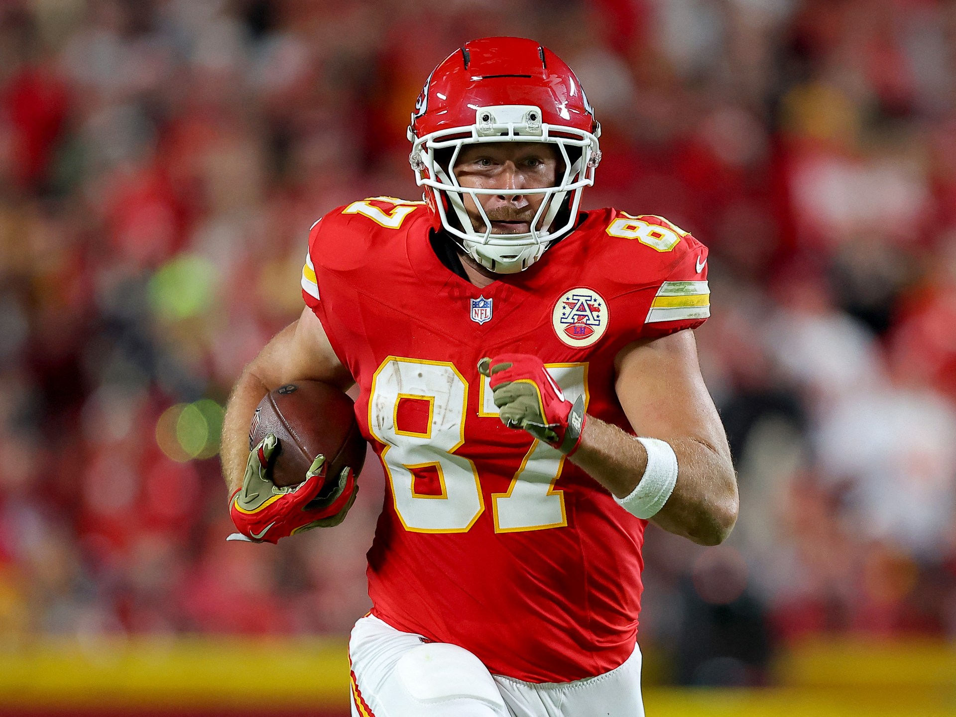Kelce and Mahomes lead Chiefs to dominant win over Commanders