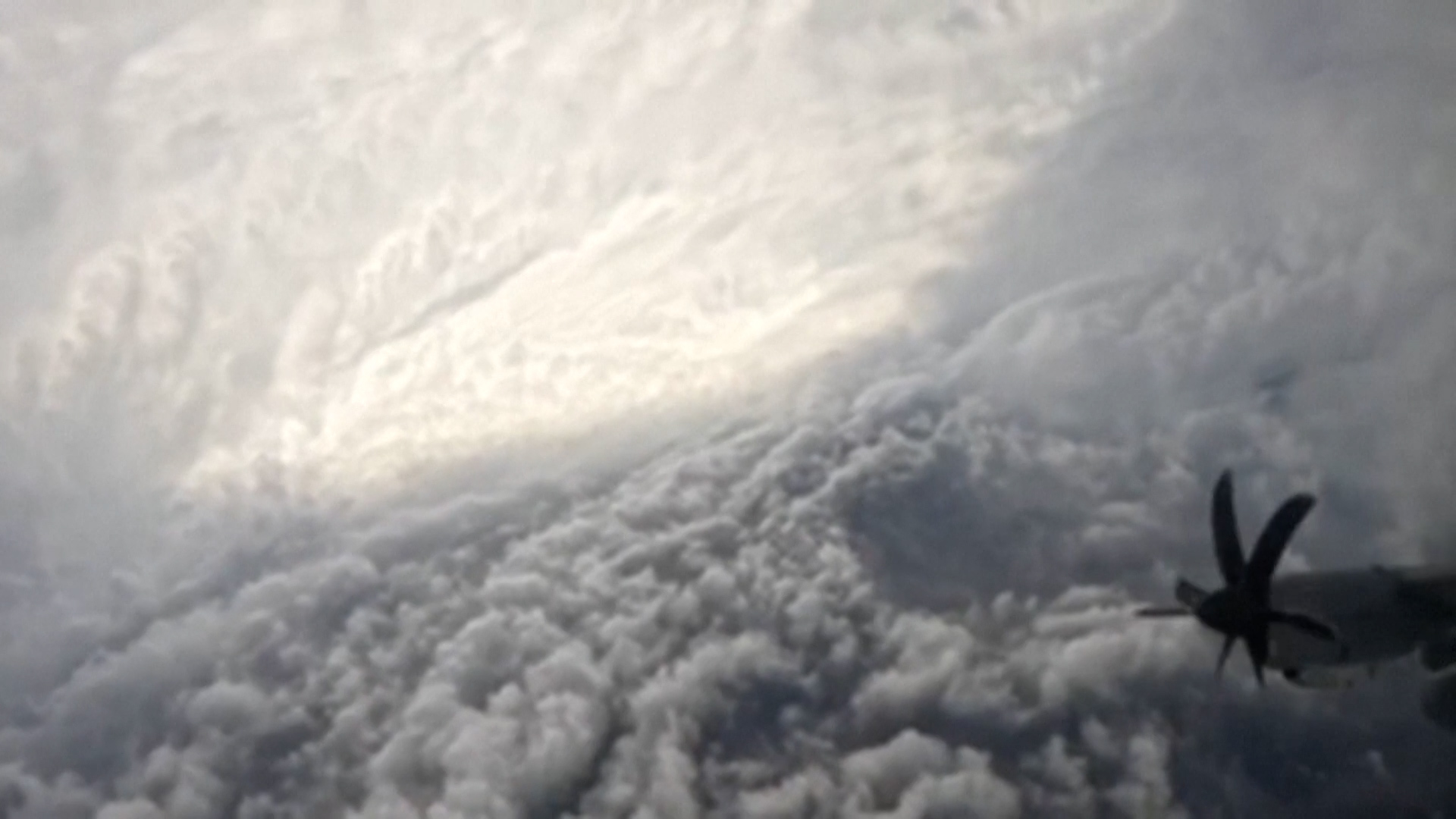 Video: Plane flies through world’s strongest storm, Hurricane Melissa