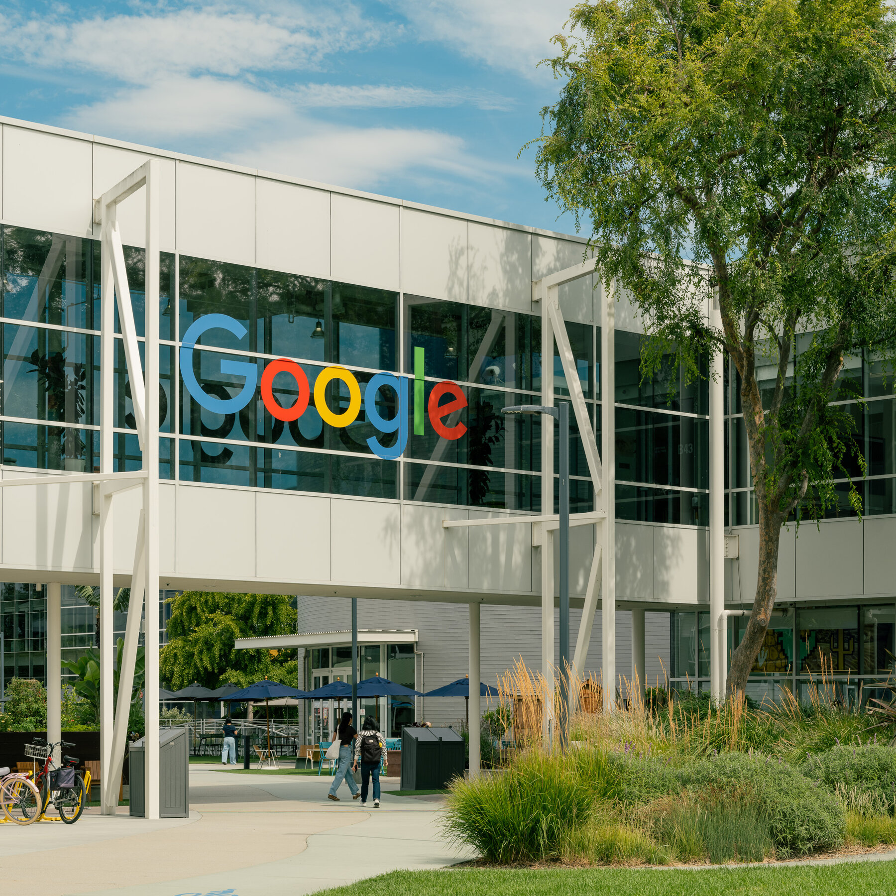 Alphabet Revenue Jumps 16% With Strong Cloud Sales