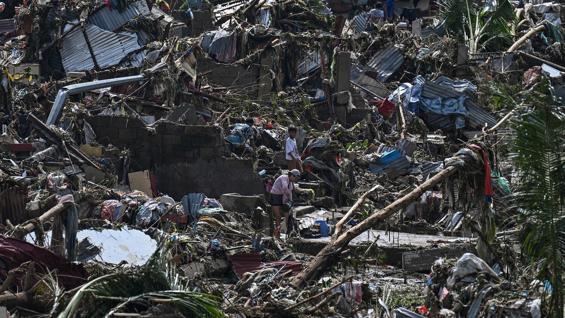 Dozens dead after typhoon sweeps across Philippines