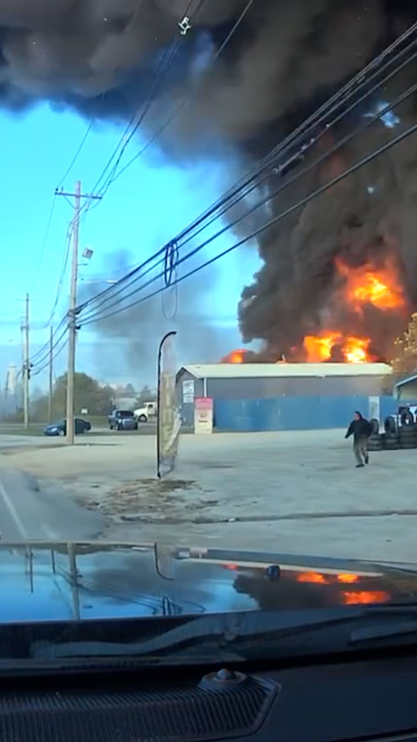 Dashcam captured moment UPS Flight 2976 crashed