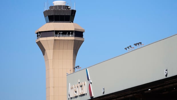 U.S. government shutdown to force flight reductions at 40 ‘high-traffic’ airports