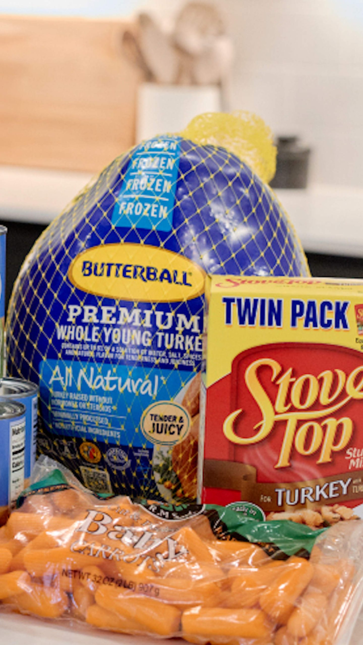 Trump touts cheaper but smaller Thanksgiving meal