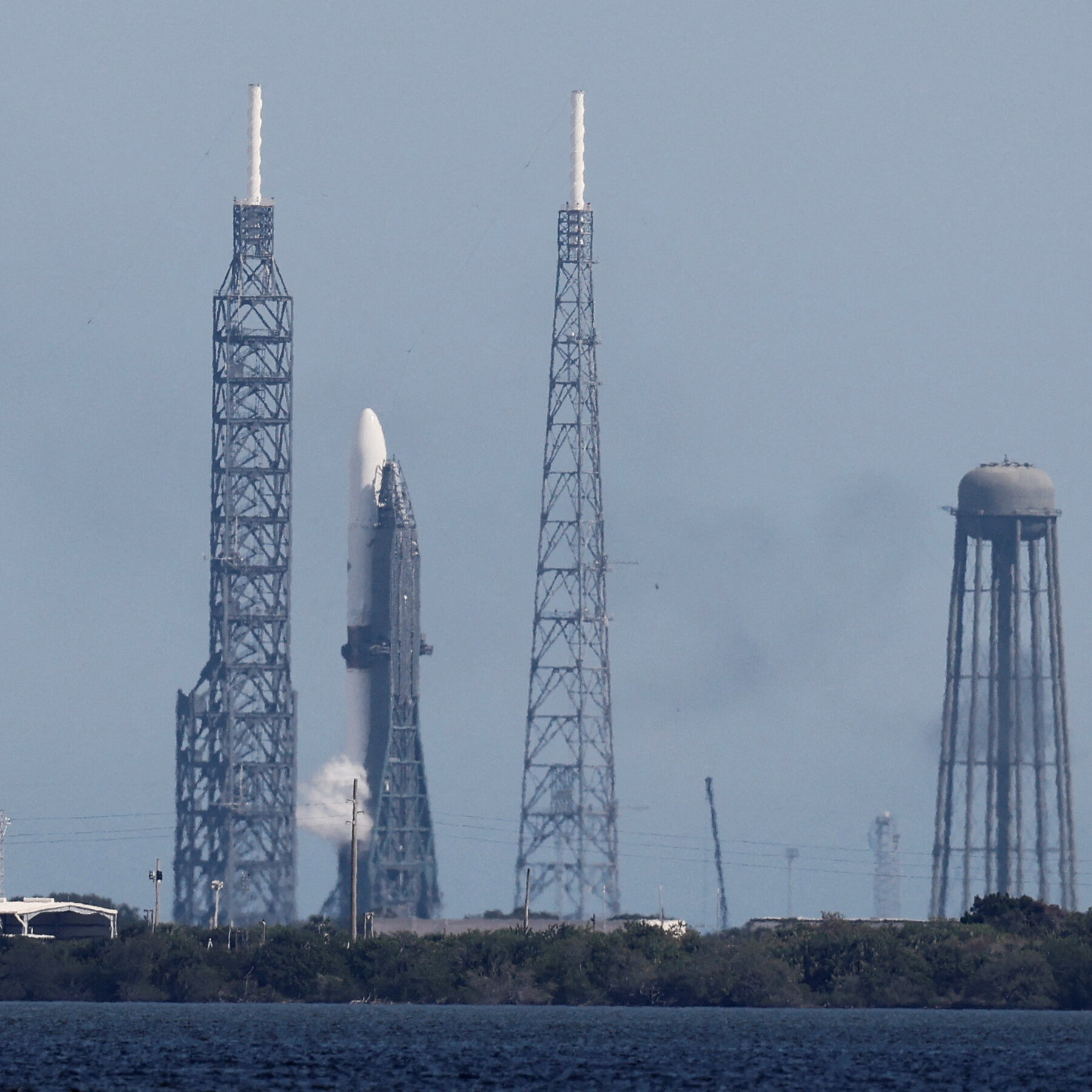 Blue Origin Scrubs Launch of NASA’s ESCAPADE Mission to Mars