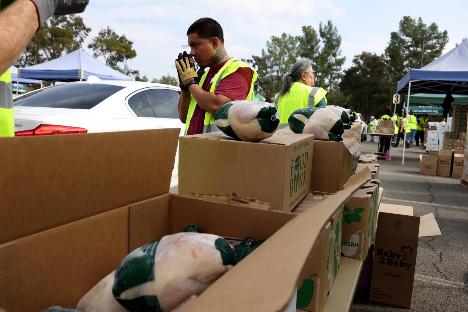 The federal SNAP-funding mess has made L.A.’s food-insecurity crisis clearer than ever