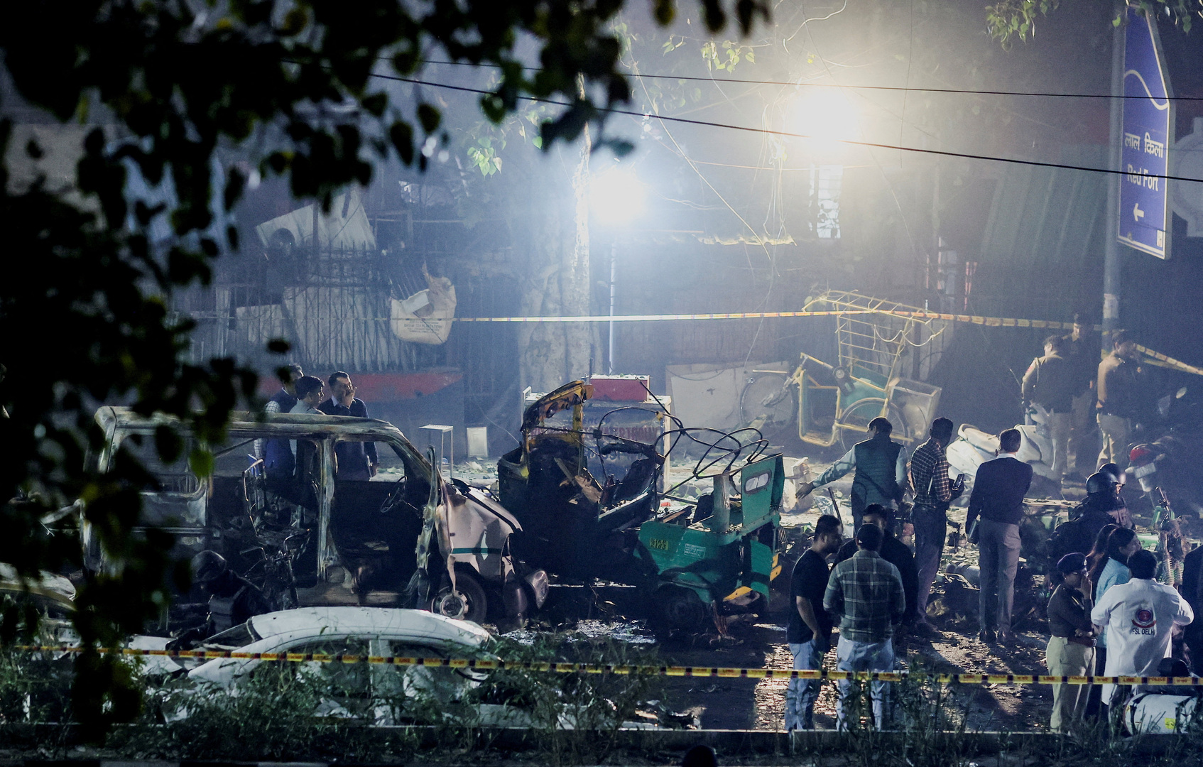 At least 8 people killed in New Delhi car blast