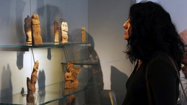 Ancient Roman-era statues stolen from Syria’s national museum