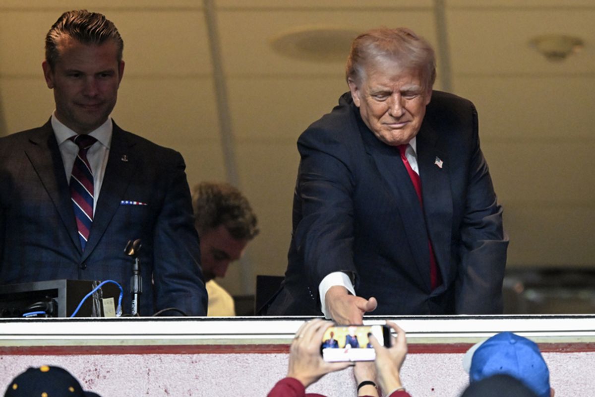 Trump didn’t order ICE to arrest 67K NFL fans who booed him